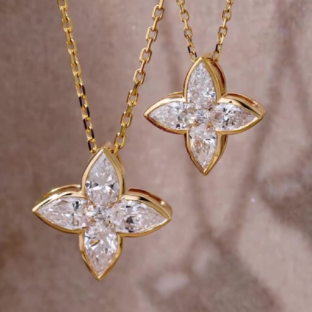 Moissanite Flower Pendant Necklace 925 Sterling Silver Gold Plated Elegant Jewelry for Wome